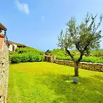Acquamarina Sul Campo Da Golf Semesterbostad Porto Cervo