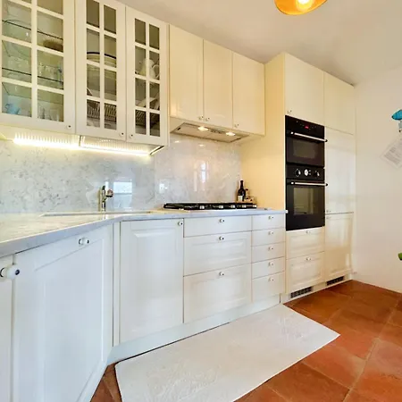 Acquamarina Villa Facing The Golf Course *