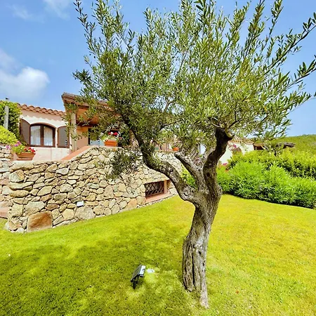 Acquamarina Sul Campo Da Golf בית נופש *